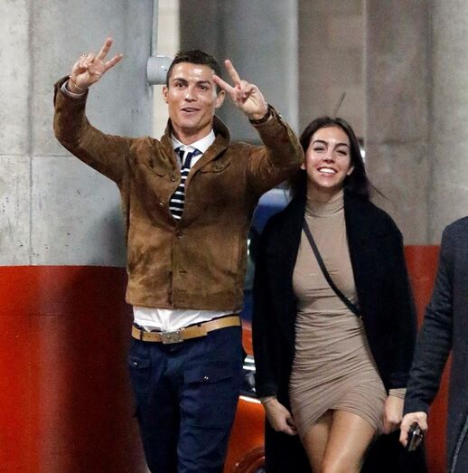 Cristiano Ronaldo vive um namoro estável ao lado da beldade espanhola, Georgina Rodríguez