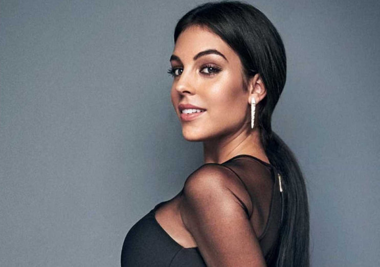 As fotografias ousadas que Georgina apagou das redes sociais