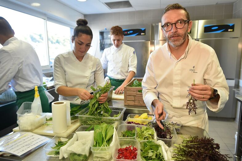 O chef francês que renunciou às 3 estrelas Michelin, Sébastien Bras