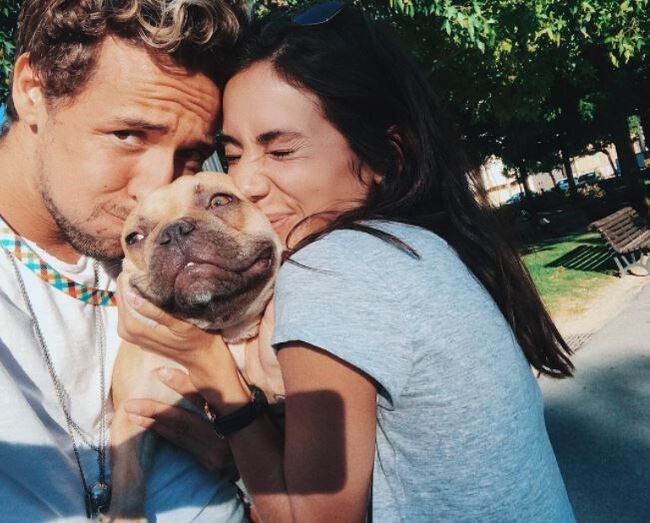 Mia Rose e vocalista dos D.A.M.A deram o nó