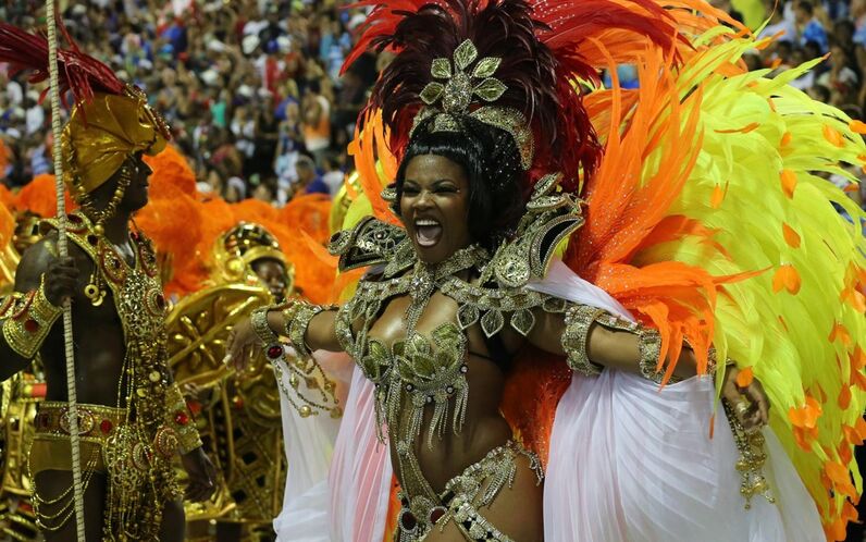 Toda beleza e sensualidade do grupo especial das escolas de samba cariocas
