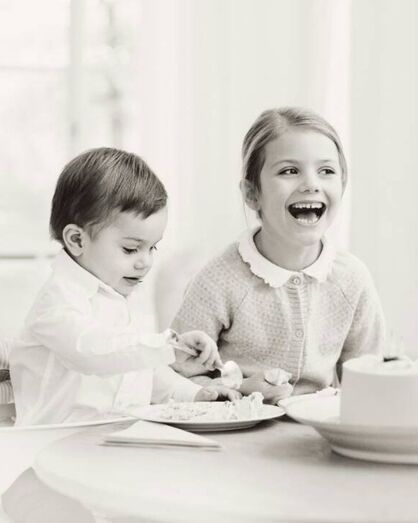 Estelle é a filha mais velha dos príncipes herdeiros da Suécia, Victoria e Daniel