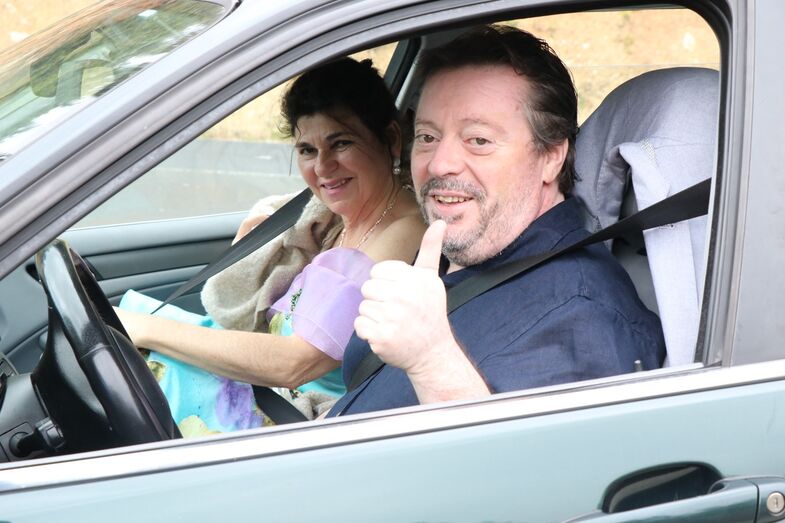 Primeiras imagens: Sofia Arruda faz casamento à porta fechada em quinta na Ericeira 