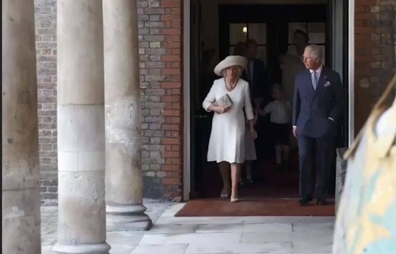 Que ternura. As imagens do batizado do príncipe Louis