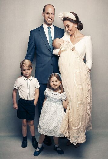 As fotos oficiais do batizado do príncipe Louis