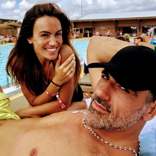 Cada vez mais apaixonada, Liliana Aguiar mostra-se feliz em férias de família