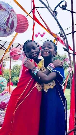 Feliz aniversário! Gémeas de Madonna completam 6 anos de vida