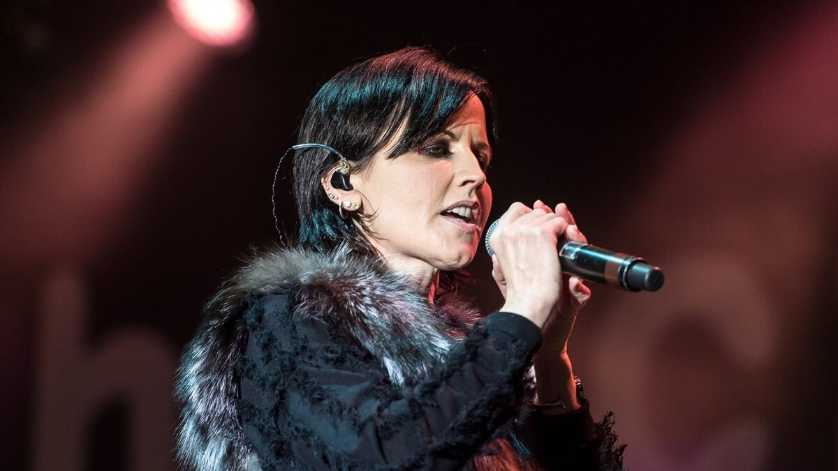 Foi finalmente revelada a causa de morte de Dolores O'Riordan, a