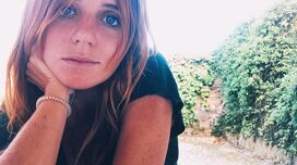 Inês Herédia faz revelação sobre grande amor: Não saiu do país para reconquistar namorada