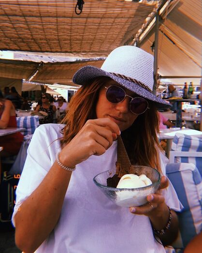 Inês Herédia faz revelação sobre grande amor: Não saiu do país para reconquistar namorada