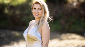 O lado mais sensual da musa eleita pelo agricultor Filipe Camejo