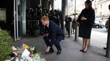 Meghan e Harry fazem visita surpresa na embaixada da Nova Zelândia