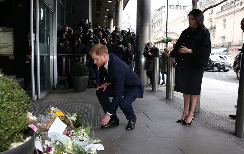 Meghan e Harry fazem visita surpresa na embaixada da Nova Zelândia