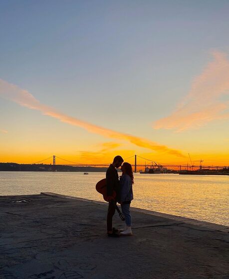 Carolina Deslandes revela mensagem enigmática sobre relações