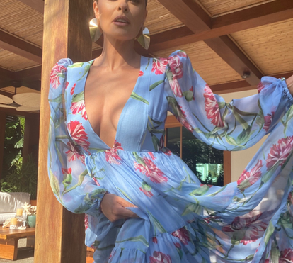 Que arraso! Juliana Paes exibe curvas de sonho em biquíni e deixa fãs loucos: "Gostosa"